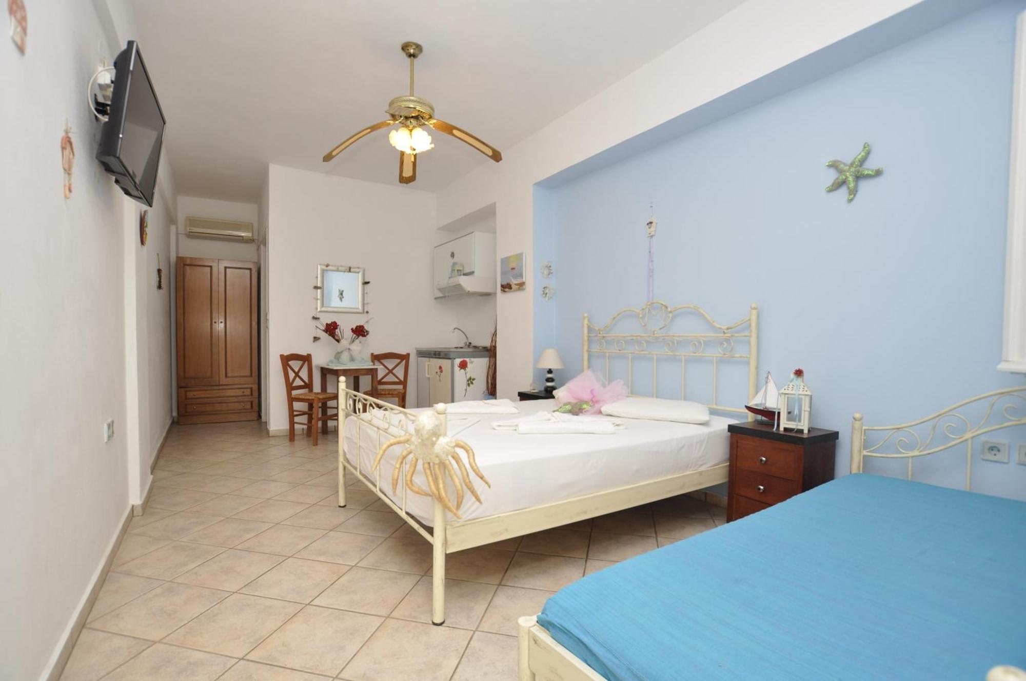 Manos Apartments Mégas Yialós-Nítes Quarto foto
